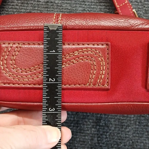 The Sak Red Leather Shoulder Bag EUC - Picture 8 of 10